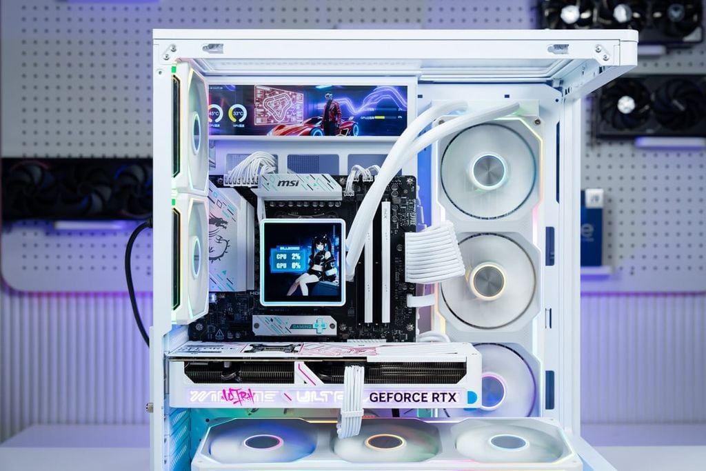 PC AMD GAMING LUXURY RYZEN 7 9800X3D - RTX 5070 12GB OC WHITE