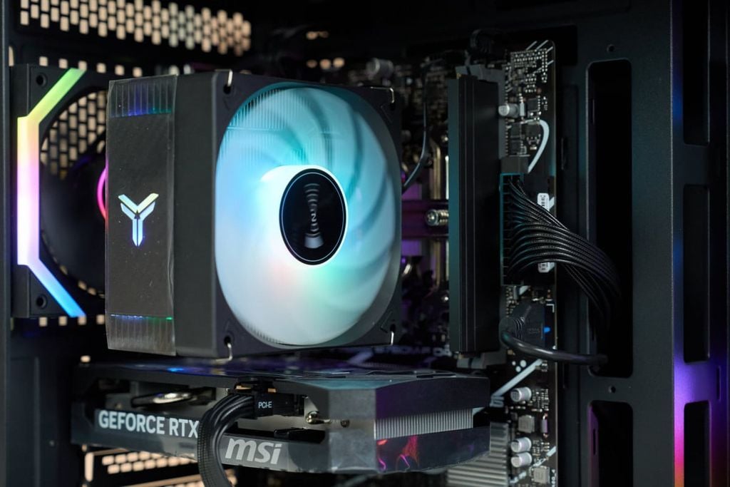 PC AMD GAMING PRO Ryzen 5 7500F - RTX 5050 8GB