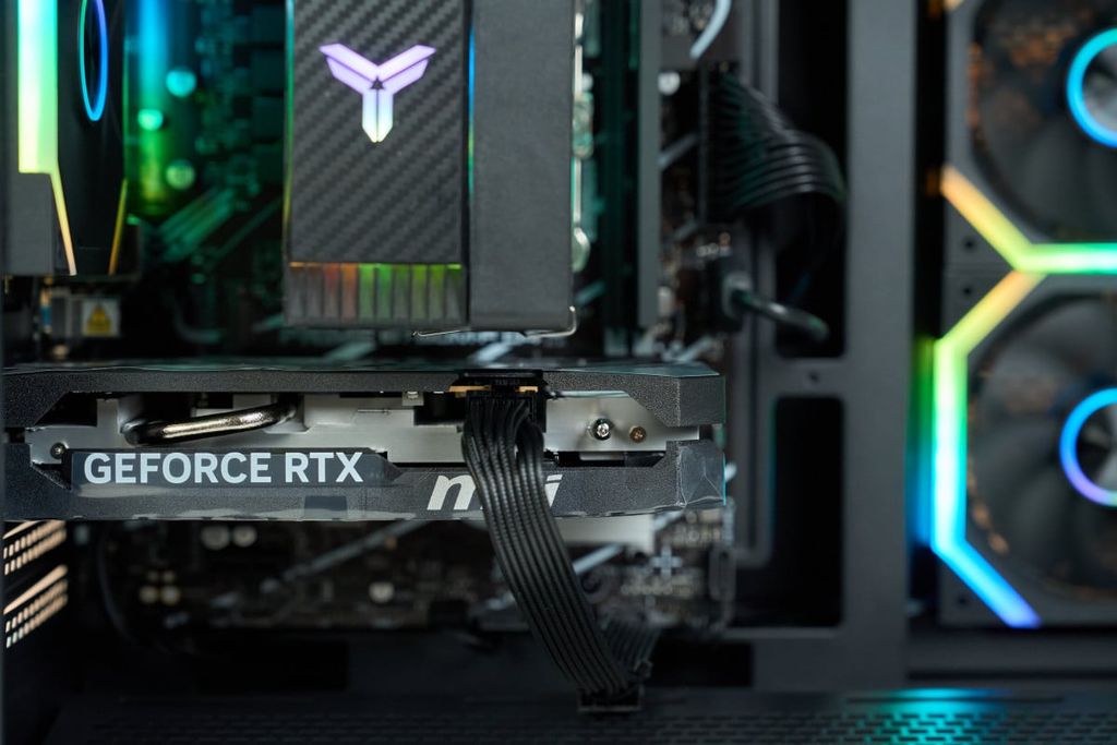PC AMD GAMING PRO Ryzen 7 7700 - RTX 5050 8GB