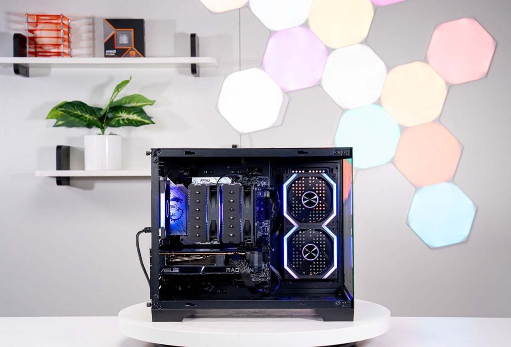 PC AMD GAMING PRO Ryzen 7 7800X3D - RX 7600 8GB OC DUAL