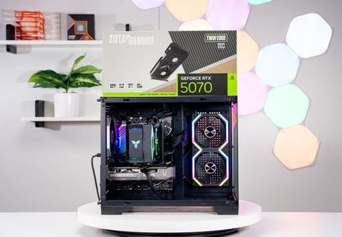 PC AMD GAMING PRO Ryzen 7 9850X3D - RTX 5070 12GB OC