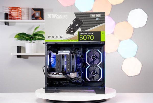 PC AMD GAMING RYZEN 7 7800X3D - RTX 5070 12GB