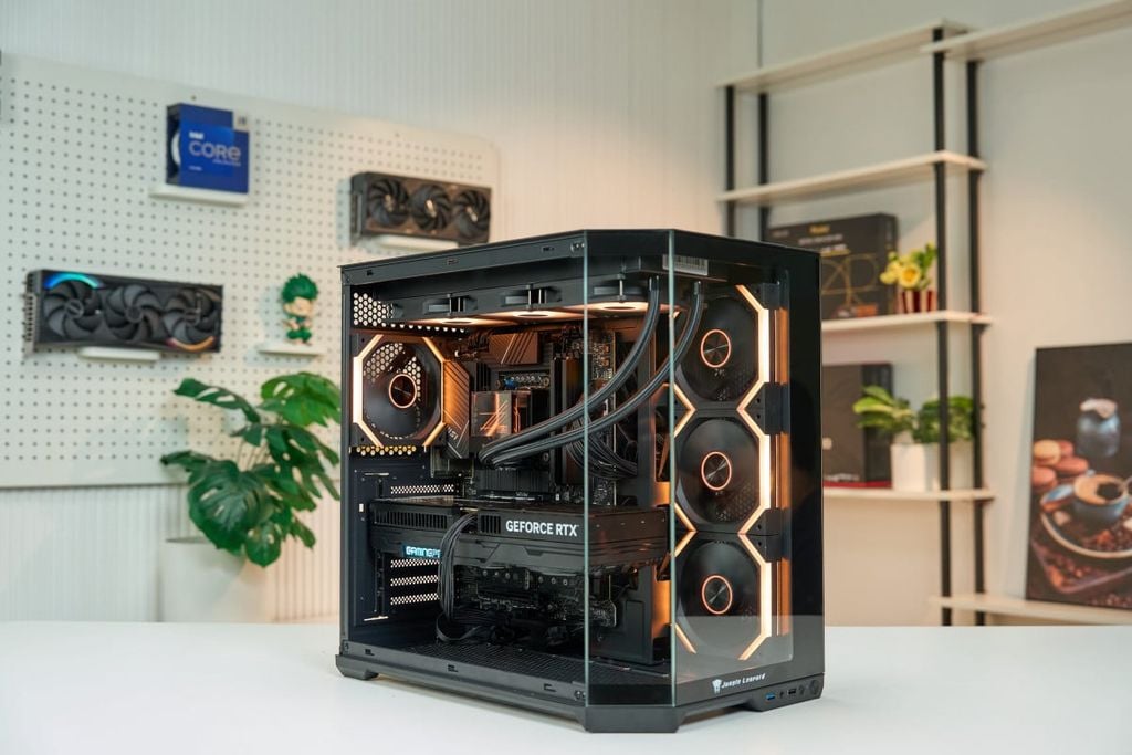 PC AMD GAMING Ryzen 9 9950X3D - RTX 5070 Ti 16GB