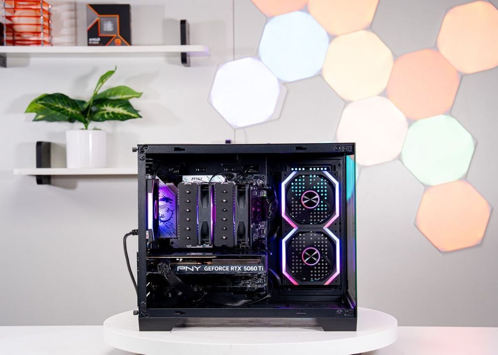 PC Workstation- 3D Render- Edit Video RYZEN 9 9900X- RTX 5060 Ti 16GB