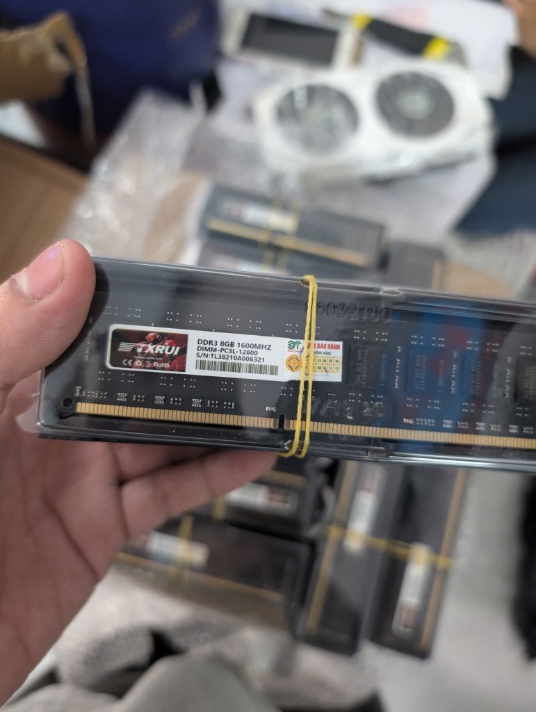 RAM | DDR3 | 8GB | 1600MHz