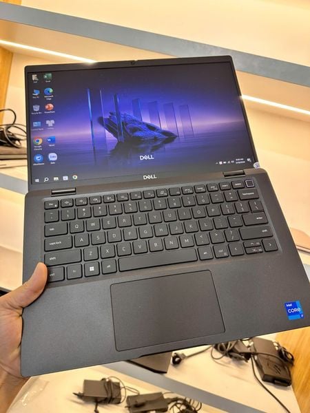 Laptop Cũ Dell Latitude 7420 - Intel Core i7-1165G7-16GB-256GB-14 inch Full HD (QSD) BẢO HÀNH SHOP 6 THÁNG