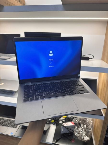 Laptop Cũ Dell Latitude 5320 - Intel Core i5-1145G7-RAM 8GB DDR4-13.3 inch Full HD ( CŨ  ) BH 6 THÁNG