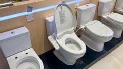 Bàn cầu 2 khối CS326DW18 Nắp rửa TCF23710AAA