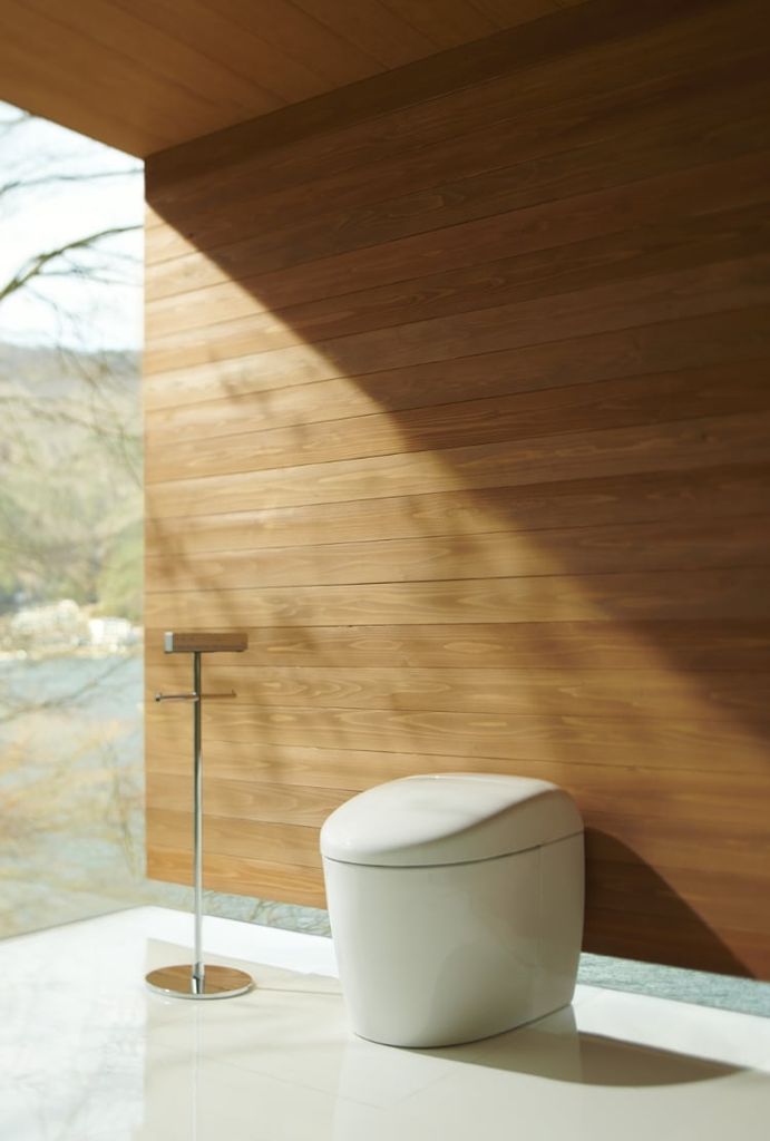 Bàn cầu thông minh NEOREST RS