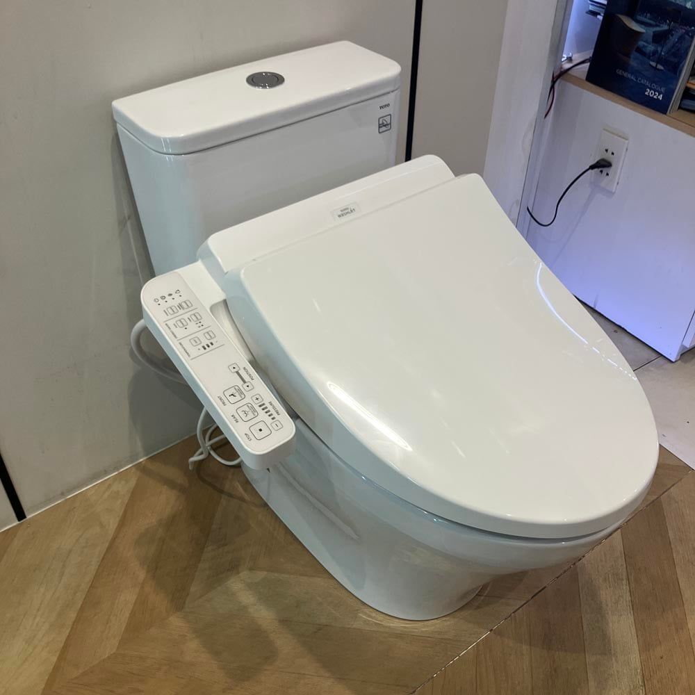 Bồn cầu một khối MS857CDW18 kèm nắp rửa điện tử WASHLET dòng C2 cơ bản – TCF23710AAA