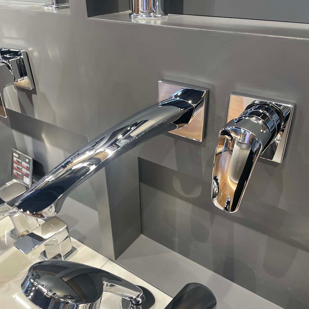 Vòi Lavabo TOTO TLG09308BB (TLG09308B) Nóng Lạnh Gắn Tường