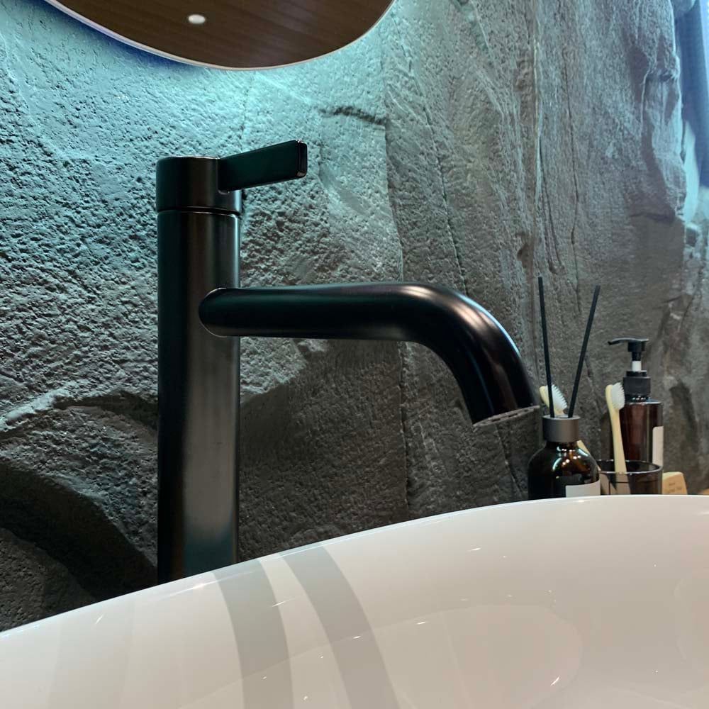 Vòi chậu gật gù nóng lạnh GF TLG11305B