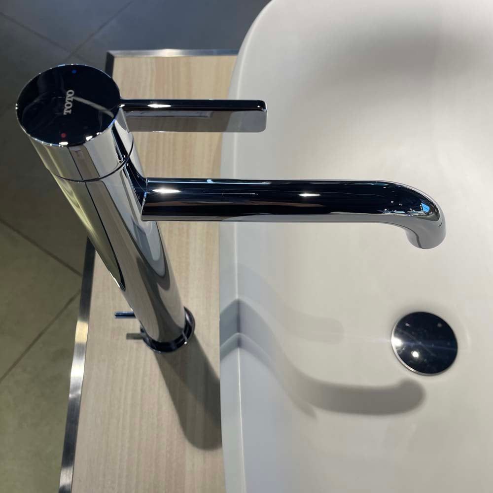 Vòi chậu gật gù nóng lạnh GF TLG11305B