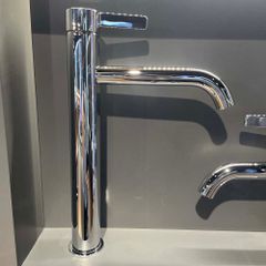 Vòi chậu gật gù nóng lạnh GF TLG11305B