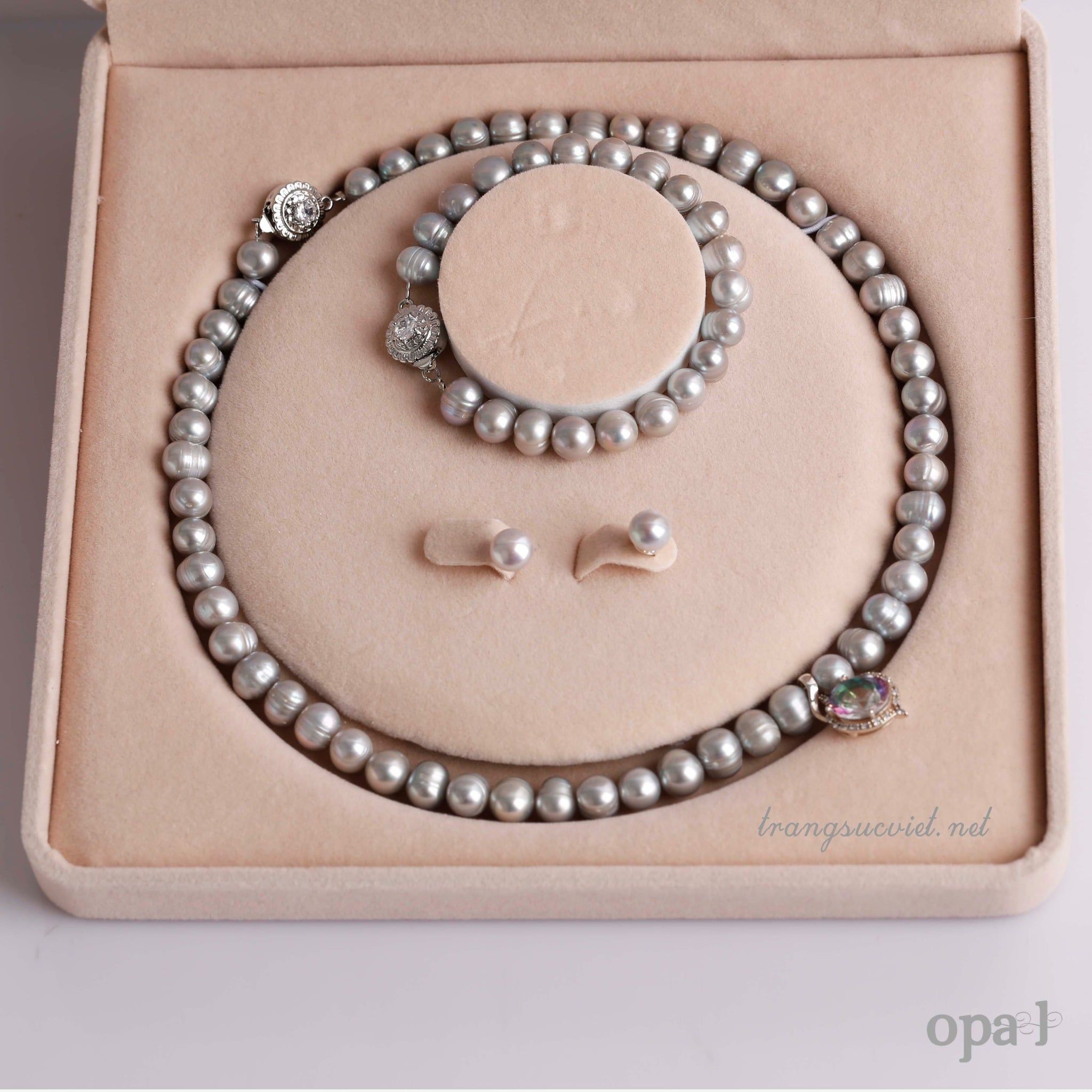  Bộ ngọc trai ánh xám thời thượng 