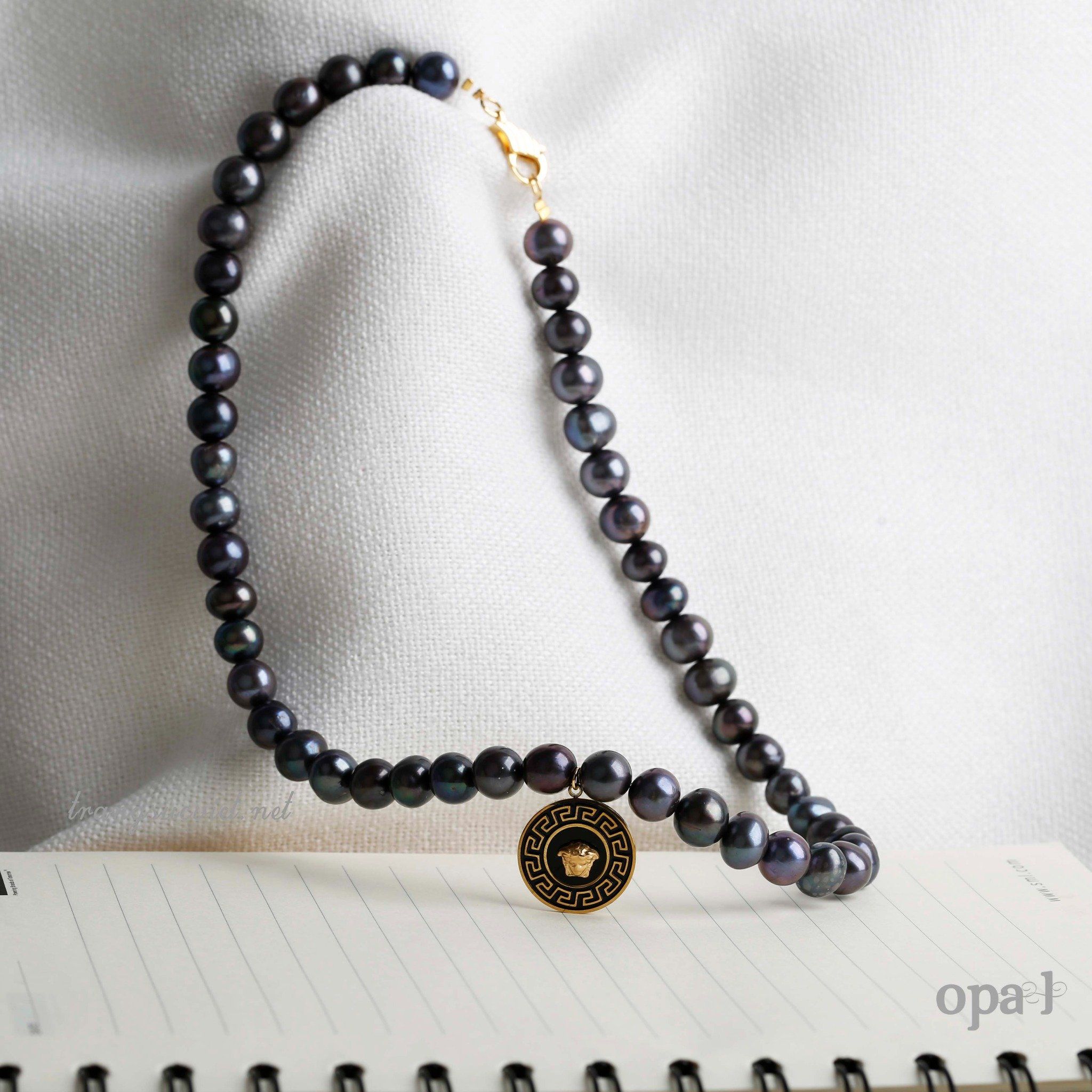  Chuỗi vòng cổ ngọc trai 9 ly charm tròn 