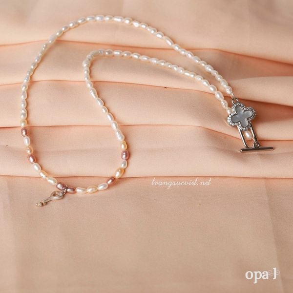  BST  choker ngọc trai hạt gạo nhí, xu hướng trẻ trung 