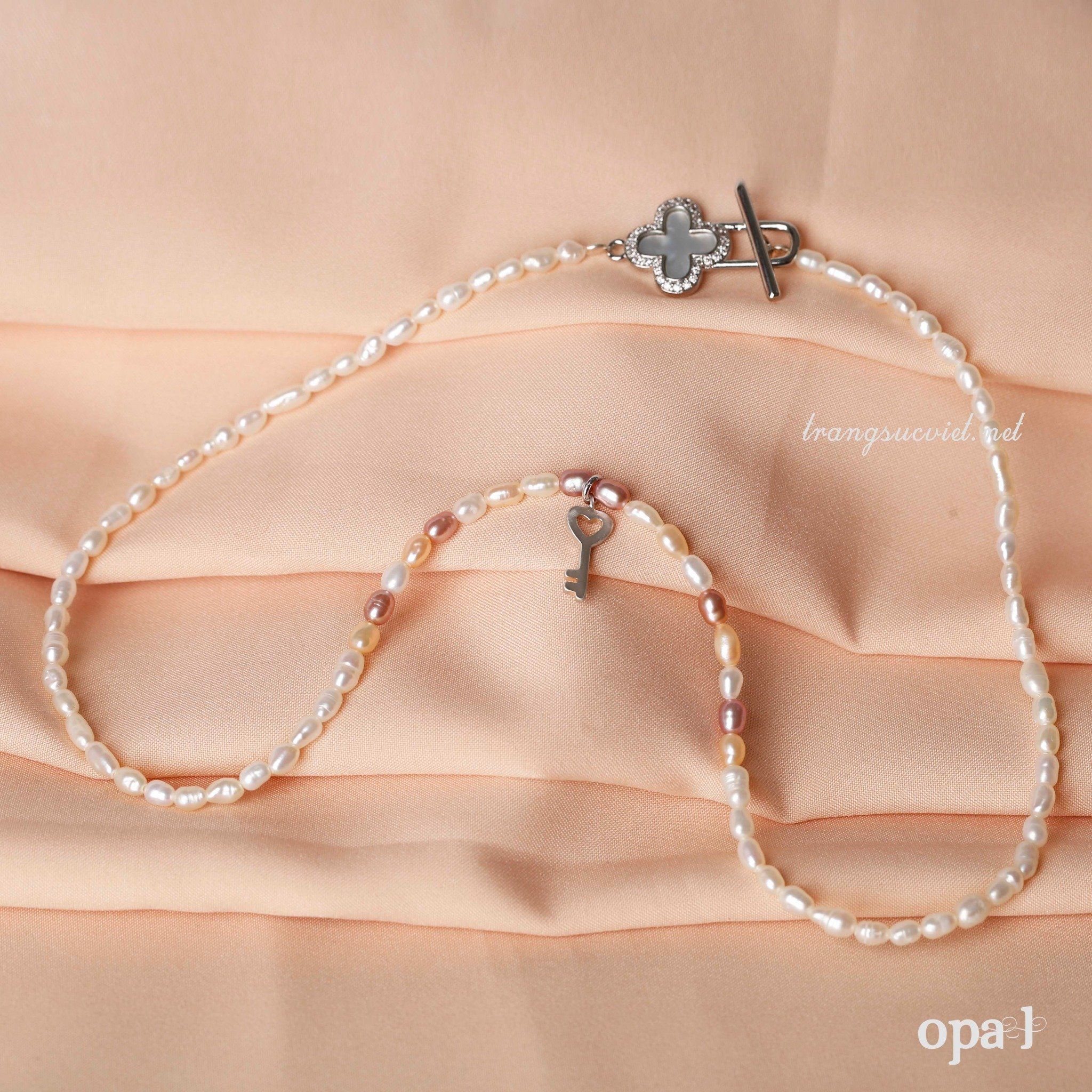  BST  choker ngọc trai hạt gạo nhí, xu hướng trẻ trung 