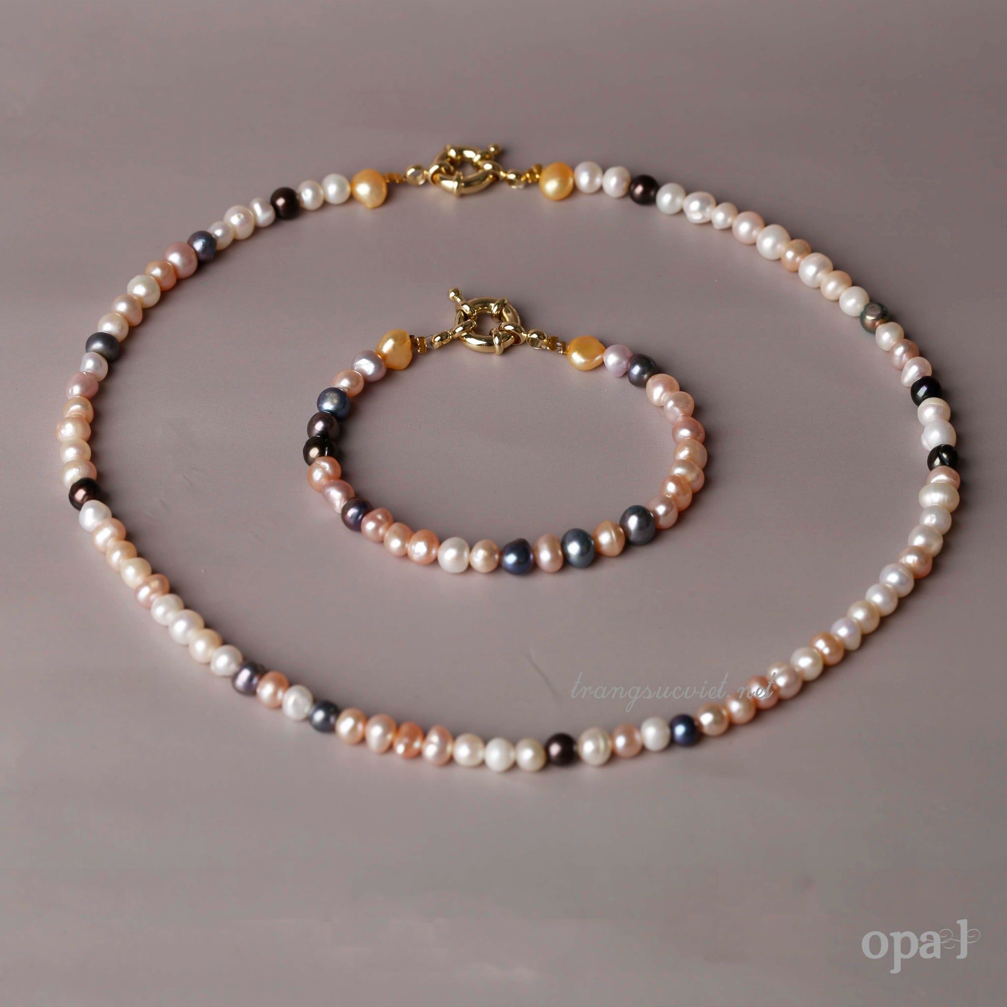  Vòng Choker ngọc trai đa sắc- độc đáo và sang chảnh 