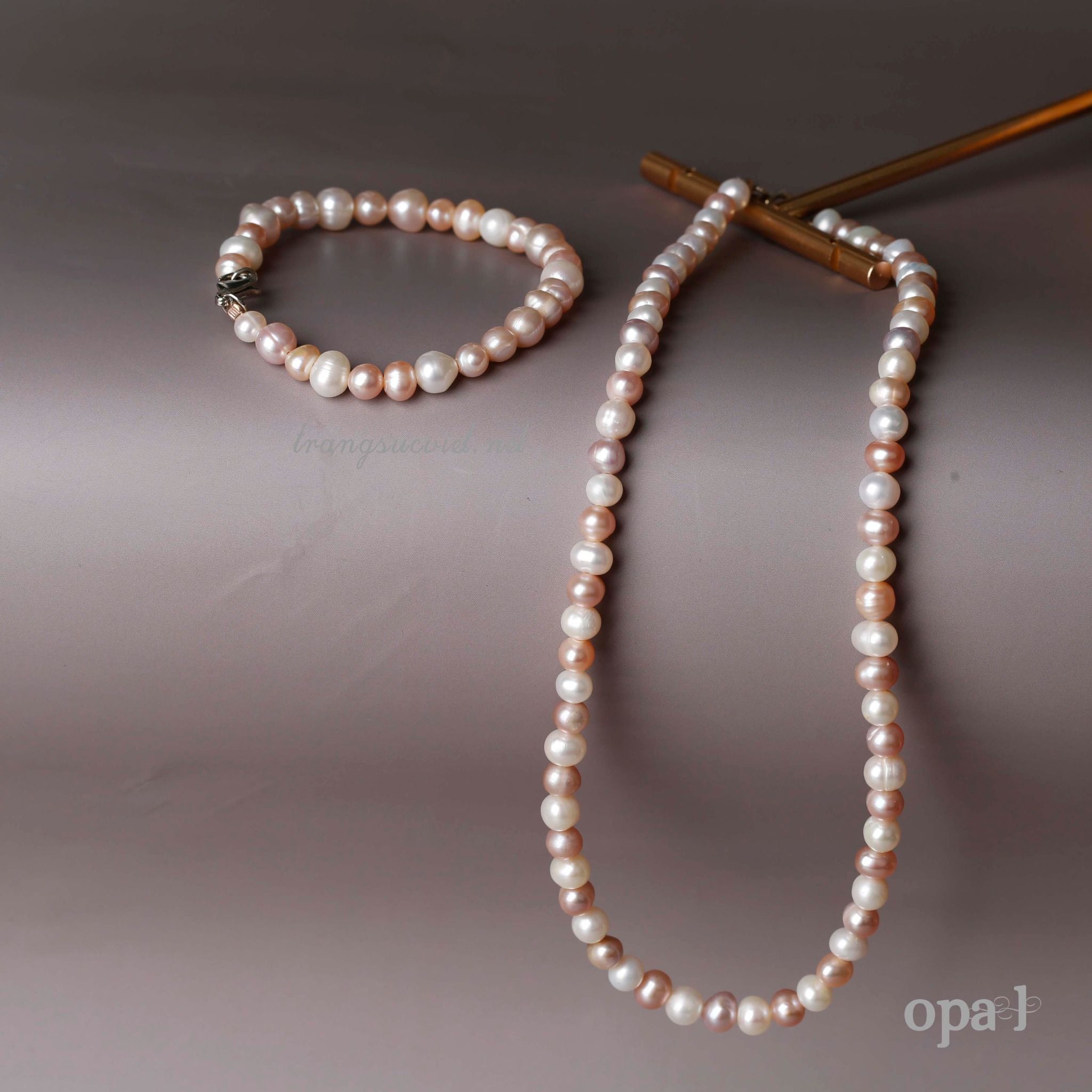  Vòng Choker ngọc trai phối trắng tím 6 ly, nét dịu êm của sự lãng mạn 