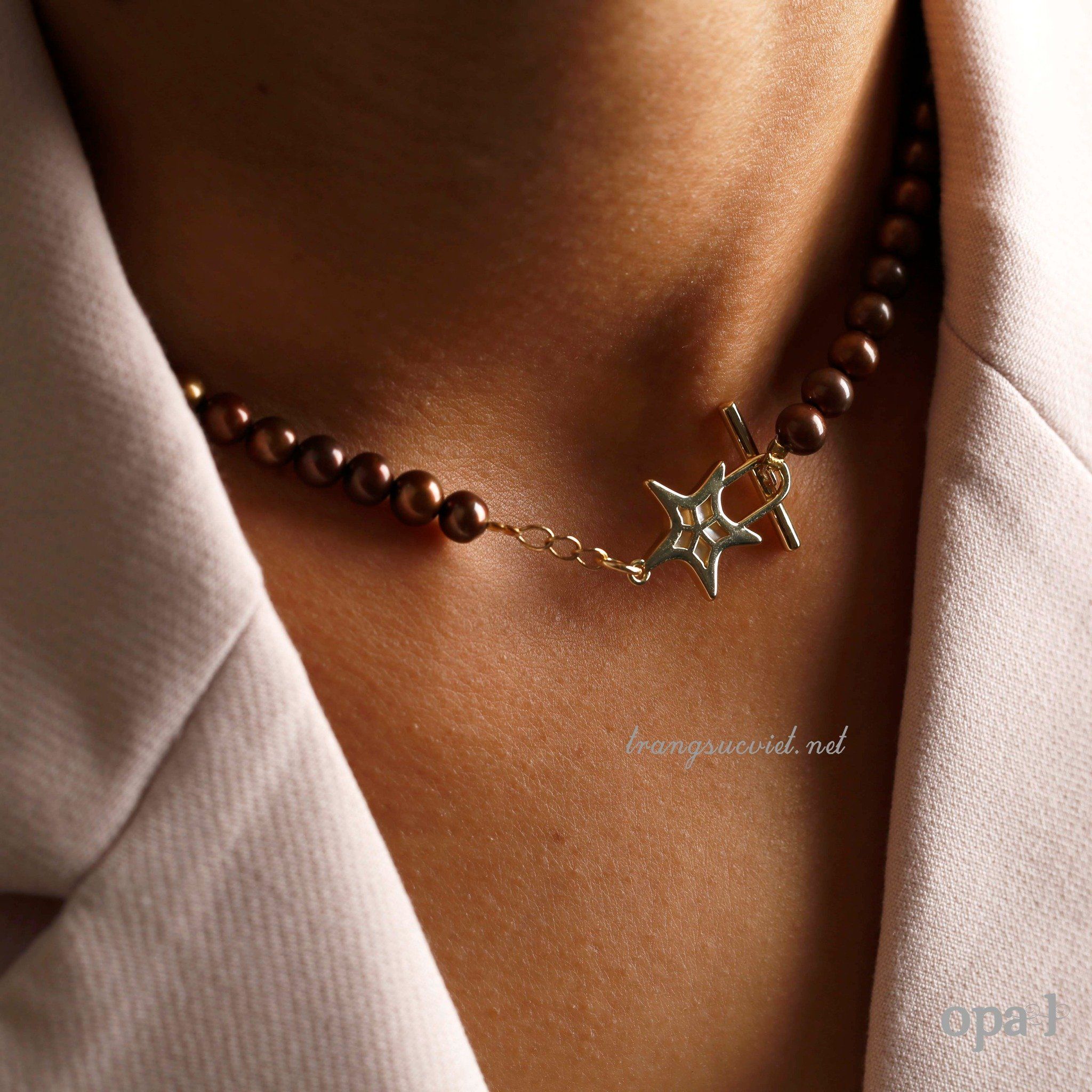  Choker ngọc trai 6ly, màu nâu cánh gián, khóa thiết kế cách điệu 