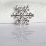  “Quà tặng tri ân, Cài áo tinh tế đính đá 