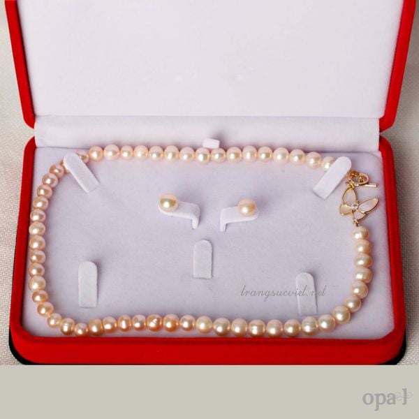  Chuỗi vòng cổ ngọc trai ánh hồng 8,9ly, và QUÀ TẶNG HOA TAI NỤ 