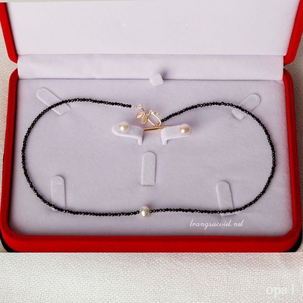  Bộ vòng cổ, vòng tay đính ngọc trai hiện đại 