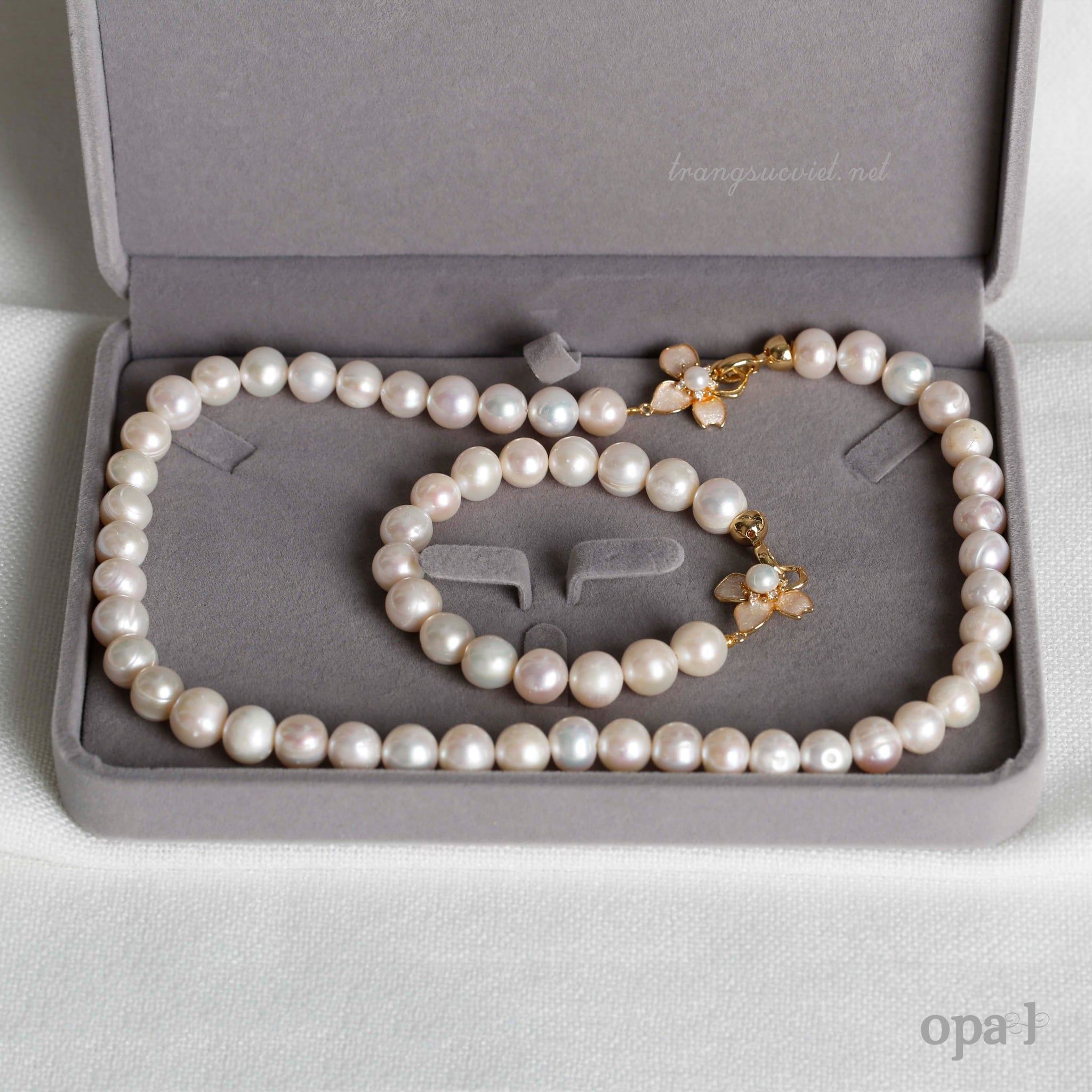  Bộ ngọc trai trắng 9ly, khóa thiết kế cánh hoa 