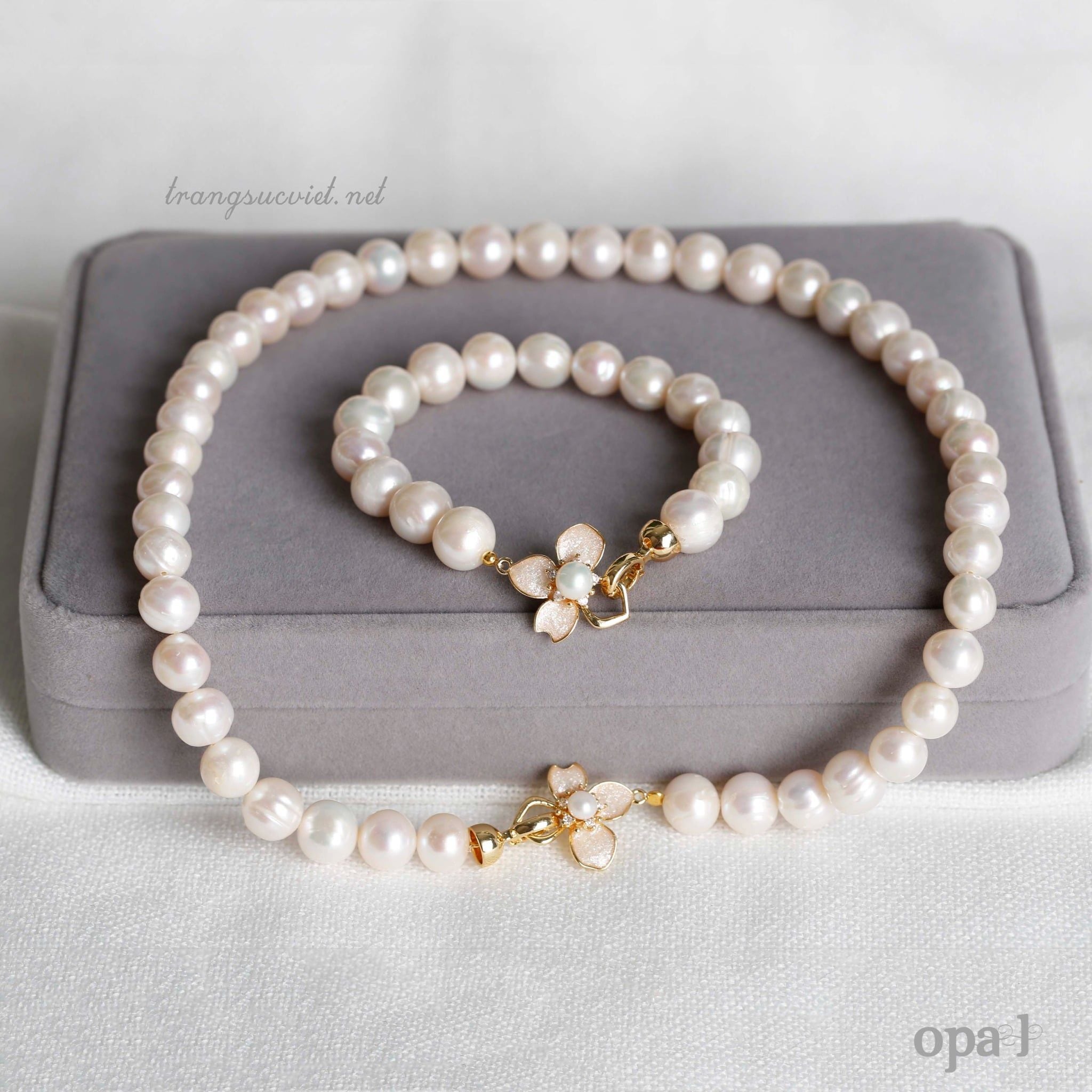  Bộ ngọc trai trắng 9ly, khóa thiết kế cánh hoa 