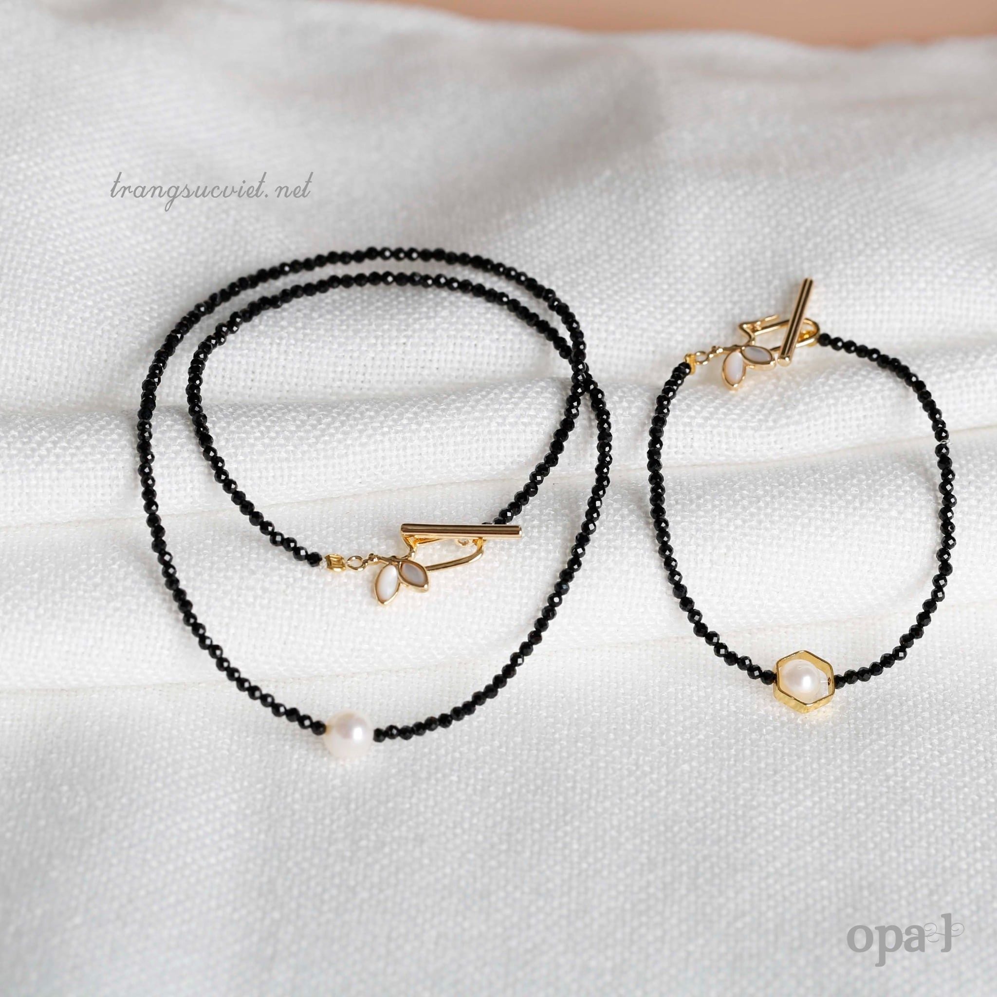  Bộ vòng cổ, vòng tay đính ngọc trai hiện đại 