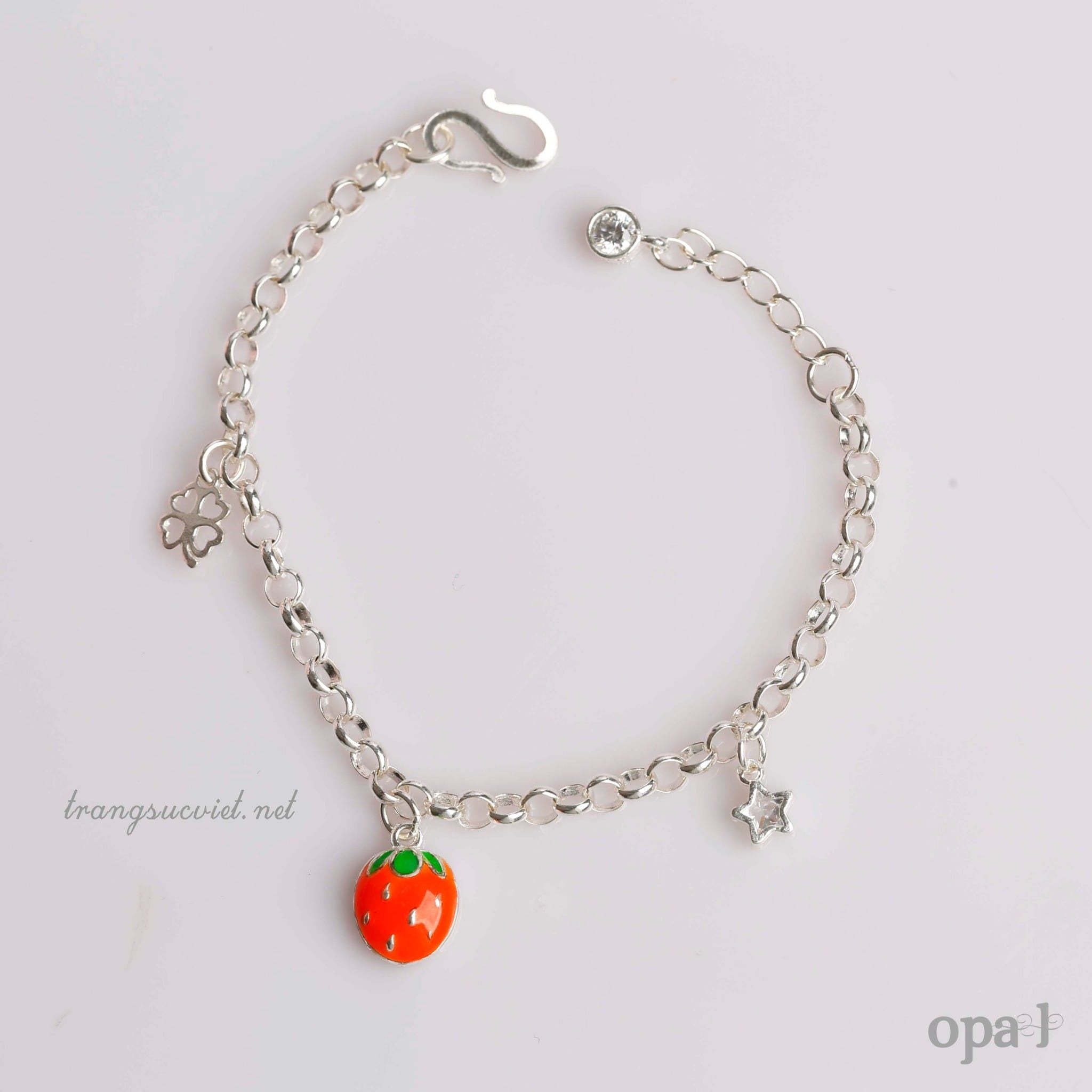  Lắc tay đính charm dành cho em bé- Món quà nhỏ, yêu thương lớn 