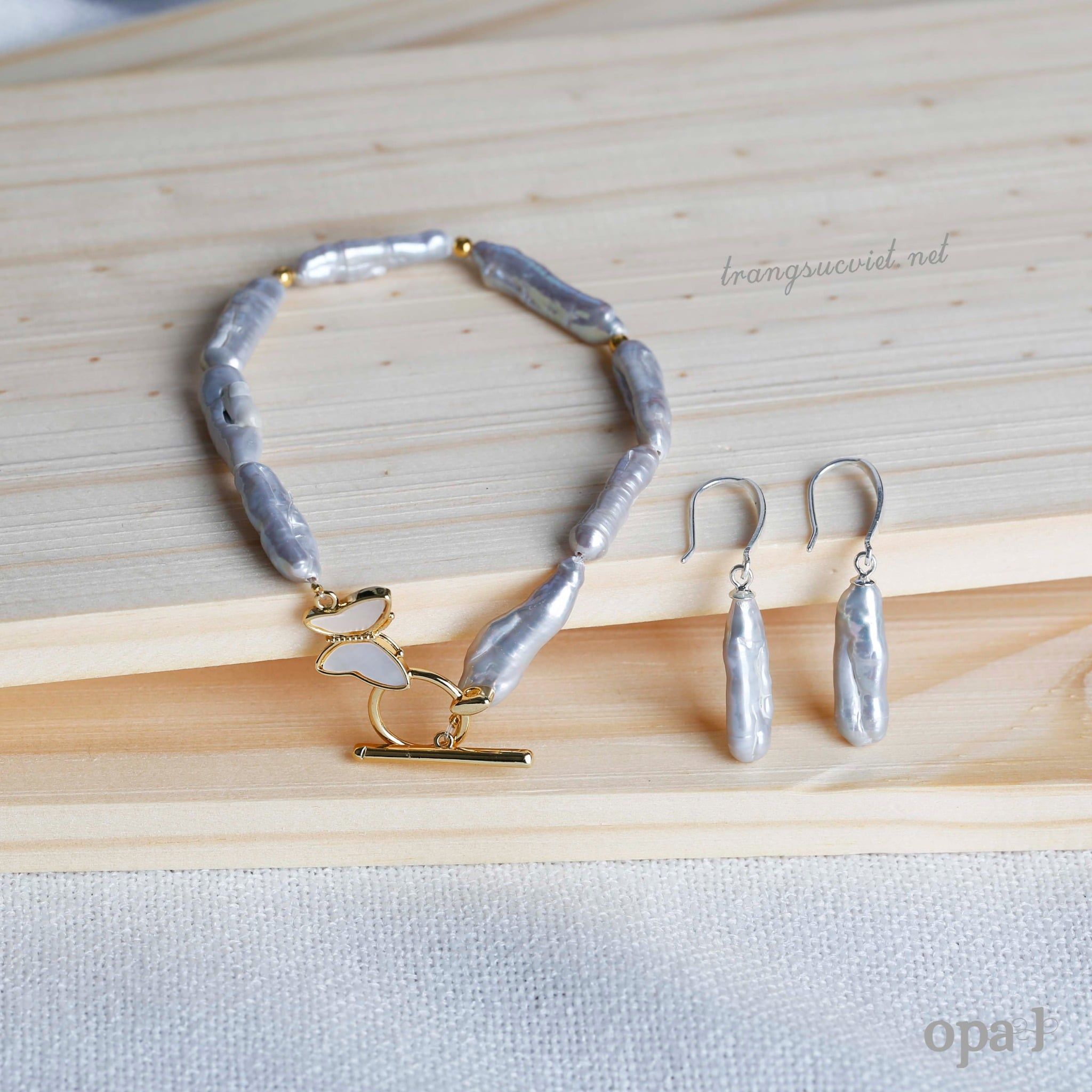  Vòng tay ngọc trai thô, dị ánh xám lạ mắt 