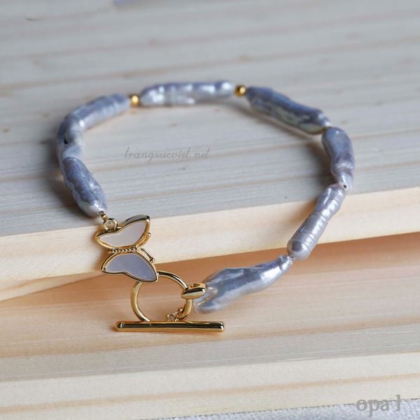  Vòng tay ngọc trai thô, dị ánh xám lạ mắt 