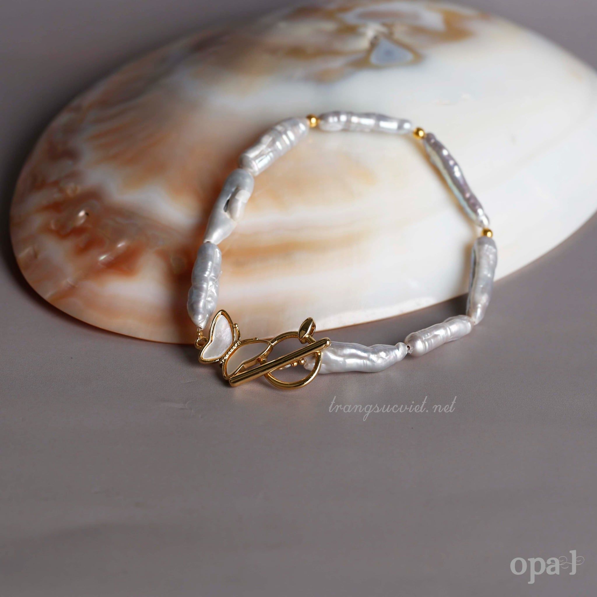  Vòng tay ngọc trai thô, dị ánh xám lạ mắt 