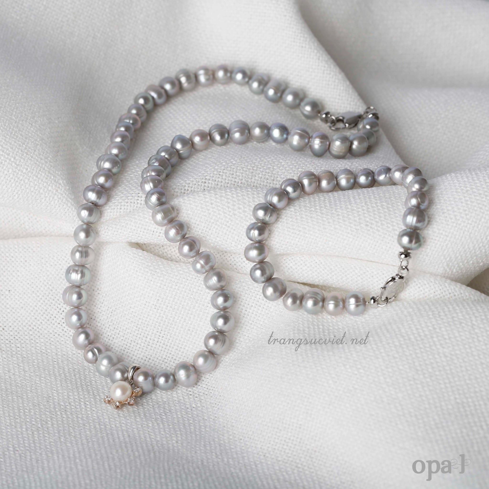  Bộ ngọc trai ánh xám thời thượng 