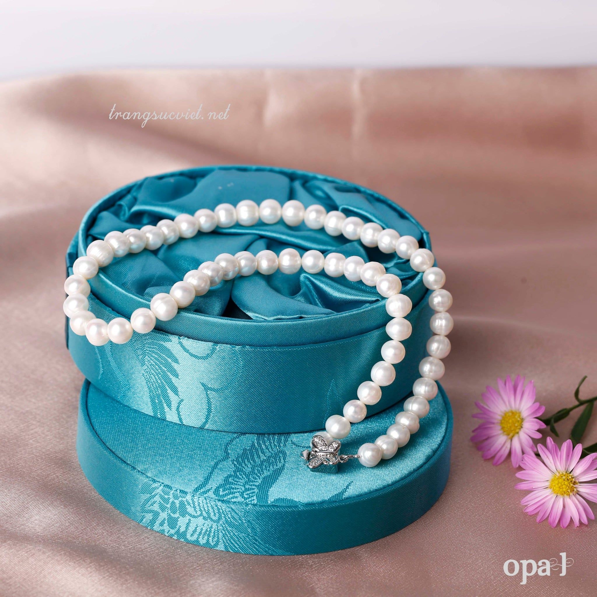  BST vòng cổ ngọc trai đón tết 