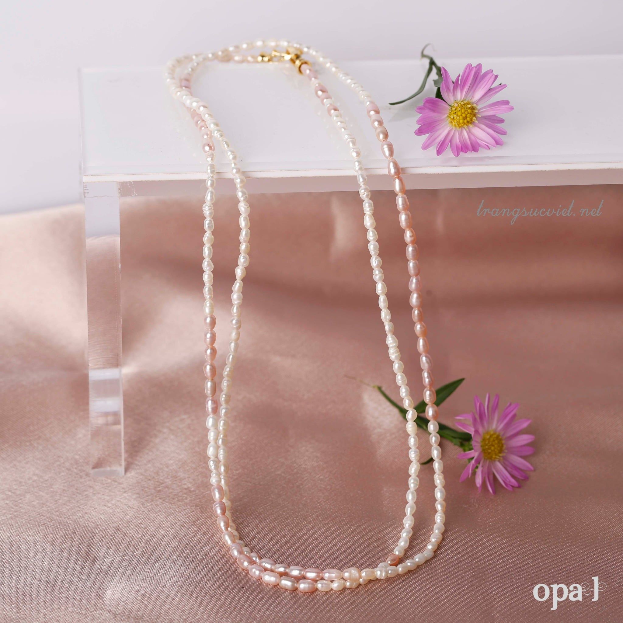  Vòng cổ sắc xuân- ngọc trai hạt gạo dáng dài 