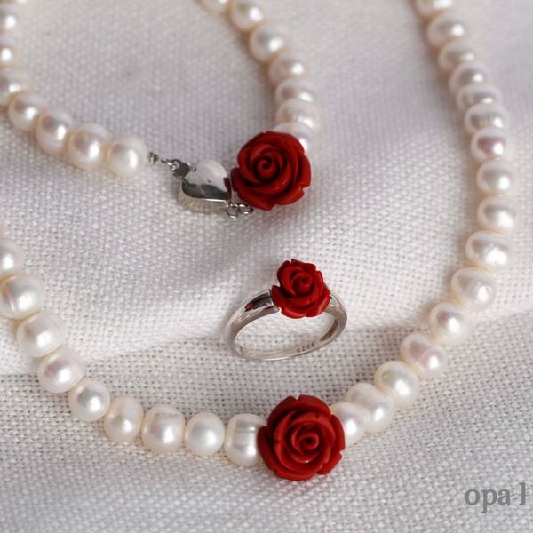  Bộ ngọc trai trắng charm hoa hồng đỏ sang trọng 