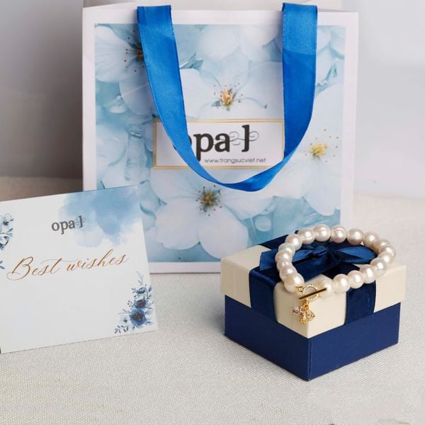  Vòng tay ngọc trai trắng tròn 9 ly khóa ong 