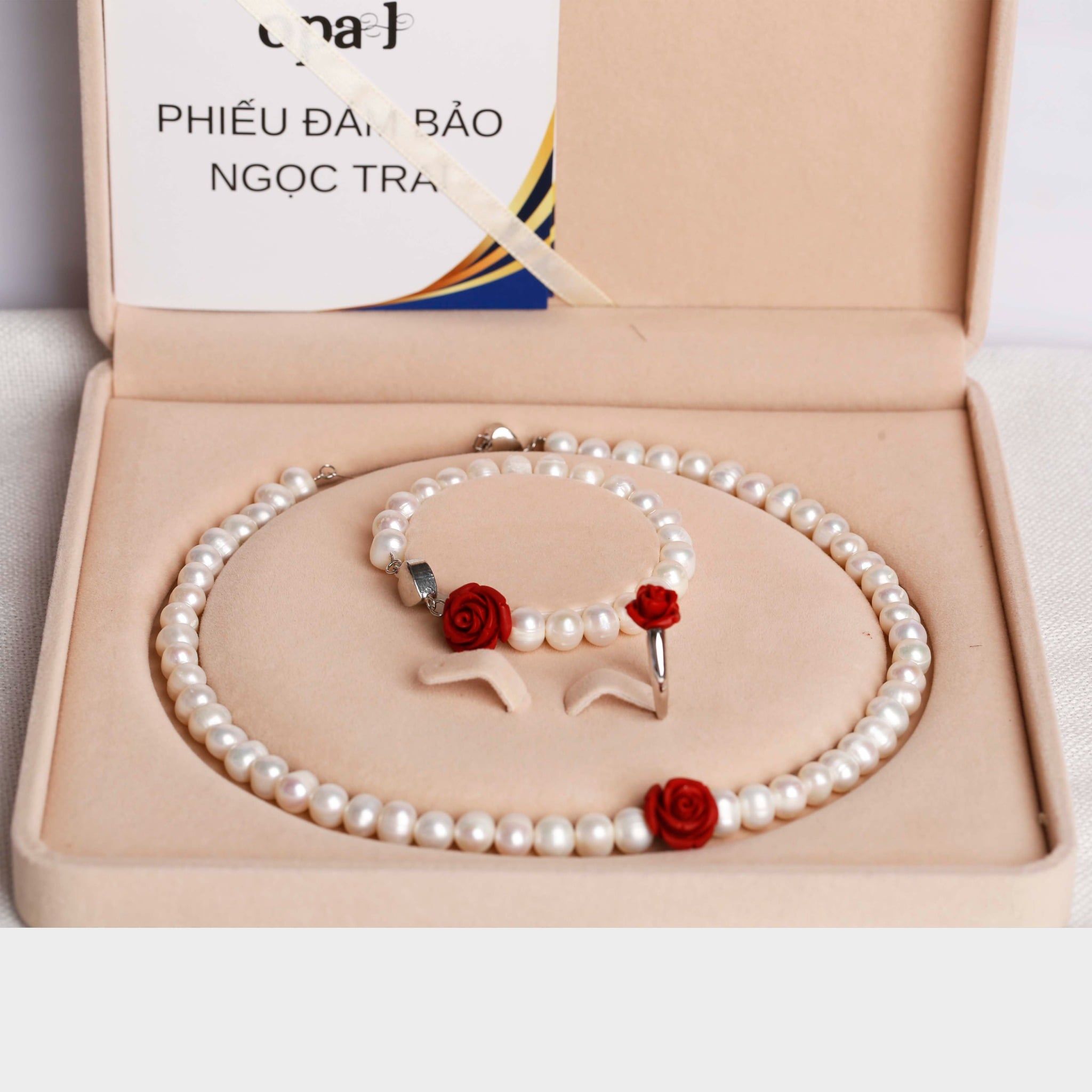  Bộ ngọc trai trắng charm hoa hồng đỏ sang trọng 