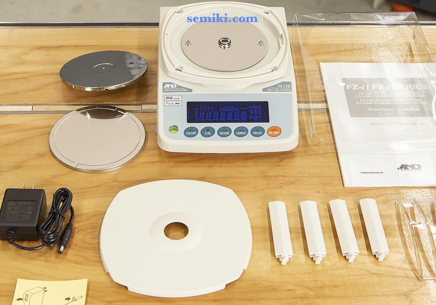 Ảnh minh họa A&D Precision Balances FX-120i cân kỹ thuật công nghiệp 122g x 0.001g 2