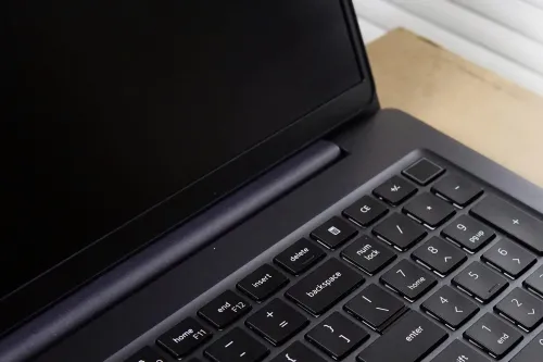 Ảnh minh họa Dell Pro 5 16 P516260 | Intel Core Ultra X7 368H vPro | RAM 64GB | SSD 1TB | Intel Arc B390 | 16 inch QHD+ 120Hz Black - New Fullbox 2