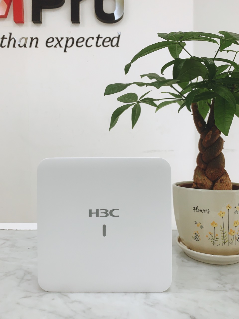 Ảnh minh họa Bộ Phát WiFi 6 H3C EWP-WA6120 Chính Hãng Việt Nam – Tốc Độ 2975 Mbps, Chịu Tải 100 User 2