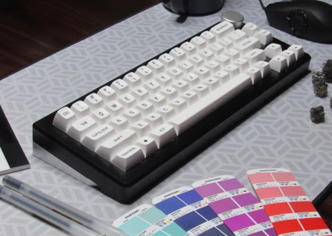 Delta 65% Keyboard - Carbon (Black & Silver)