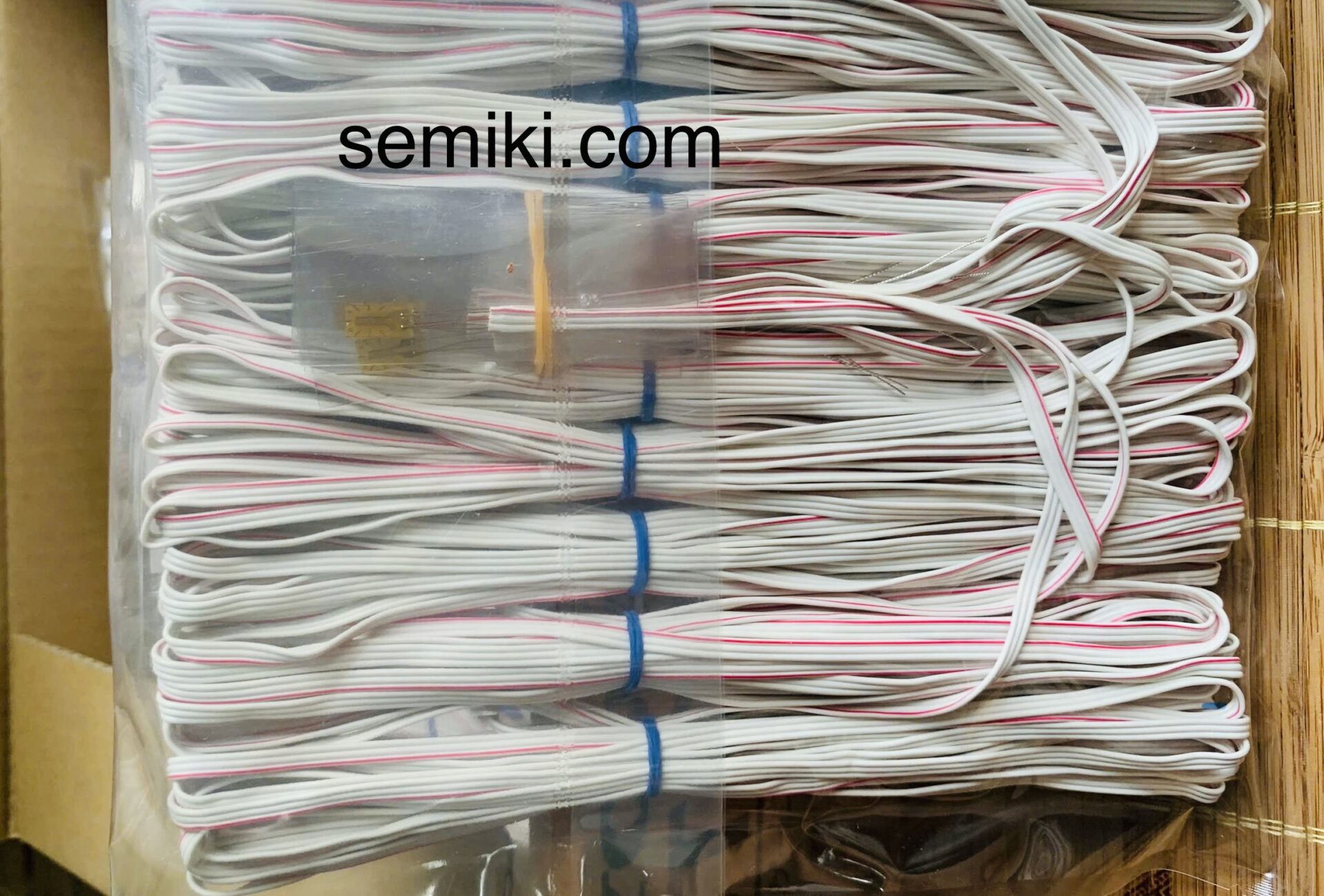 Ảnh minh họa KYOWA KFRPB-2-120-C1-9 L5M3R strain gauge đo biến dạng vật liệu kính, thuỷ tinh (120 Ω/1 trục) 3