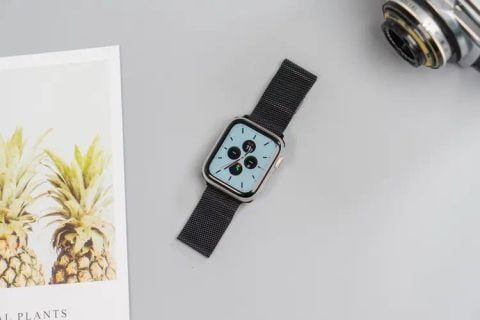 Dây đeo inox Stainless Steel iValue 44mm Black – phong cách lịch lãm