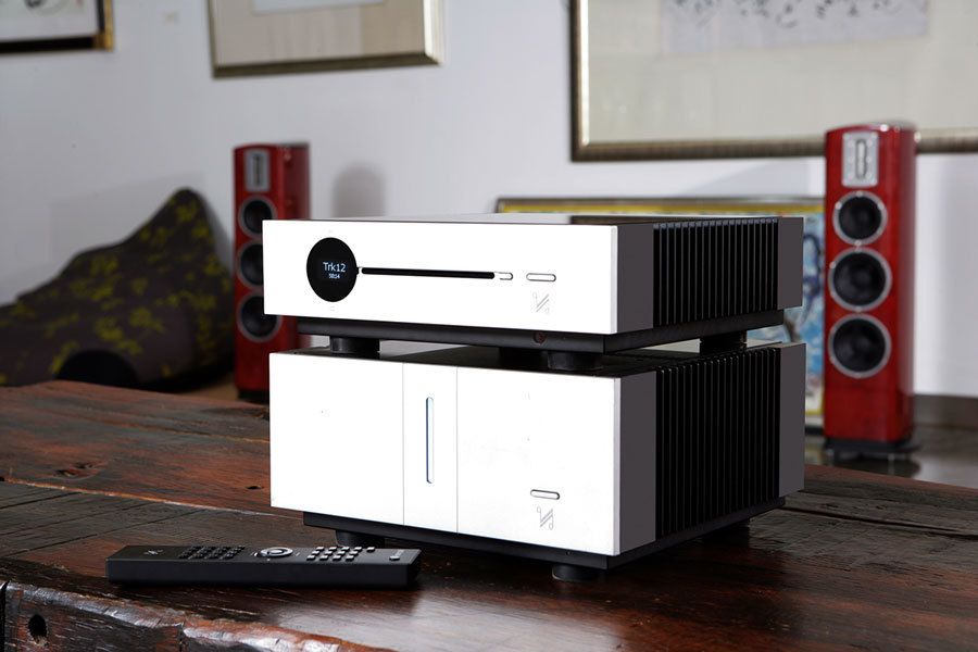 Ảnh minh họa Ampli tích hợp Quad Artera Solus Play 2