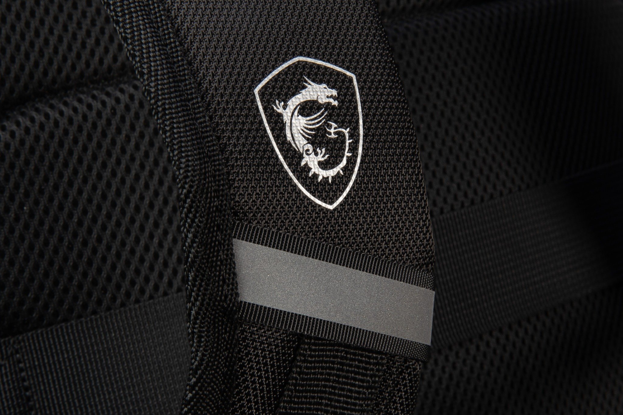 Ảnh minh họa Balo MSI Titan Gaming Backpack 2