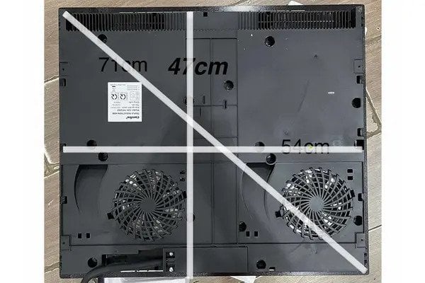 Ảnh minh họa Bếp từ 3 vùng nấu Comfee CIH-74T2AD 2
